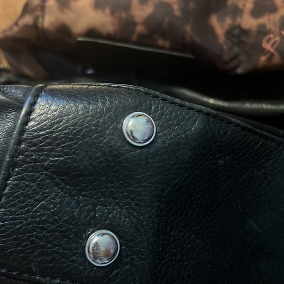 B Makowsky - Picture 4 of 5